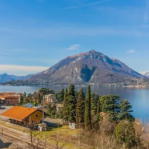 Apartment Flower House With View By Wonderful Italy, Perledo